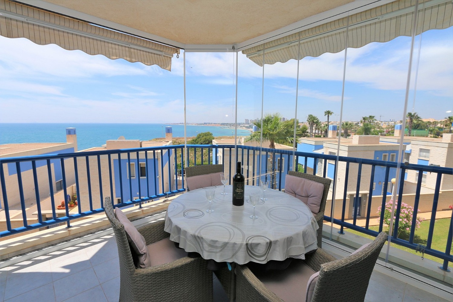 Appartement avec vue sur la mer à Cabo Roig