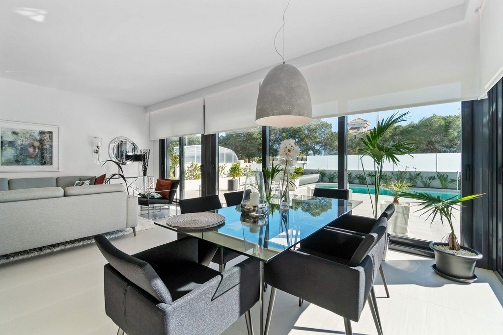 Villa de luxe avec vue sur la mer située à Cabo Roig