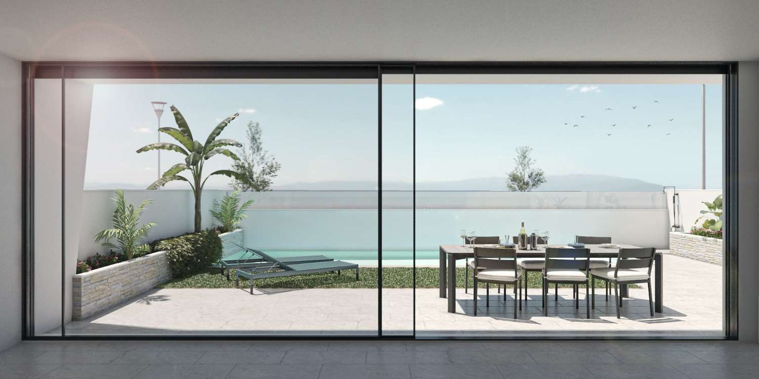 Exclusive villas 750m from the beach in Santiago de la Ribera