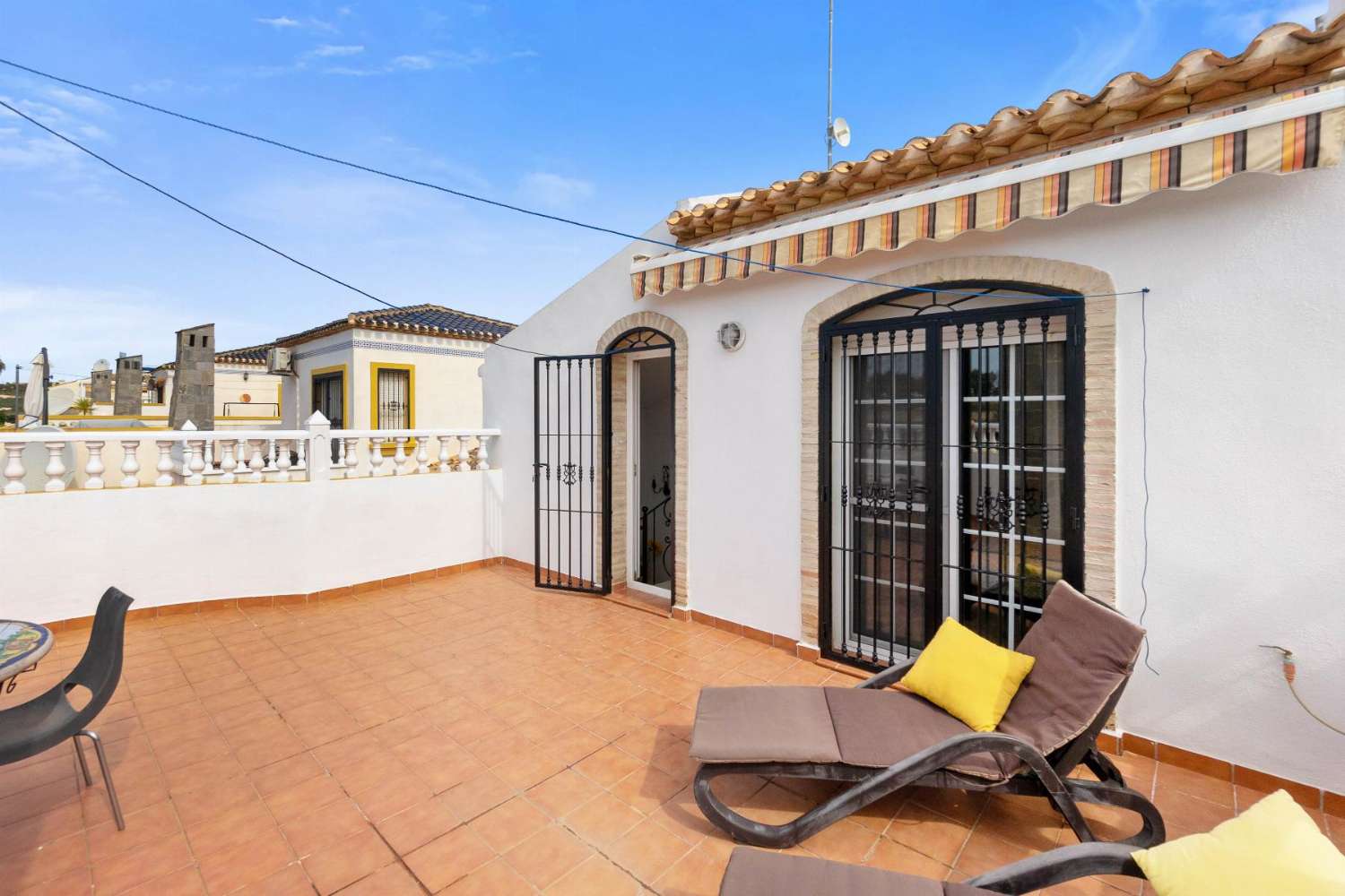 Дом в продаже в Lomas de Cabo Roig-Los Dolses (Orihuela)