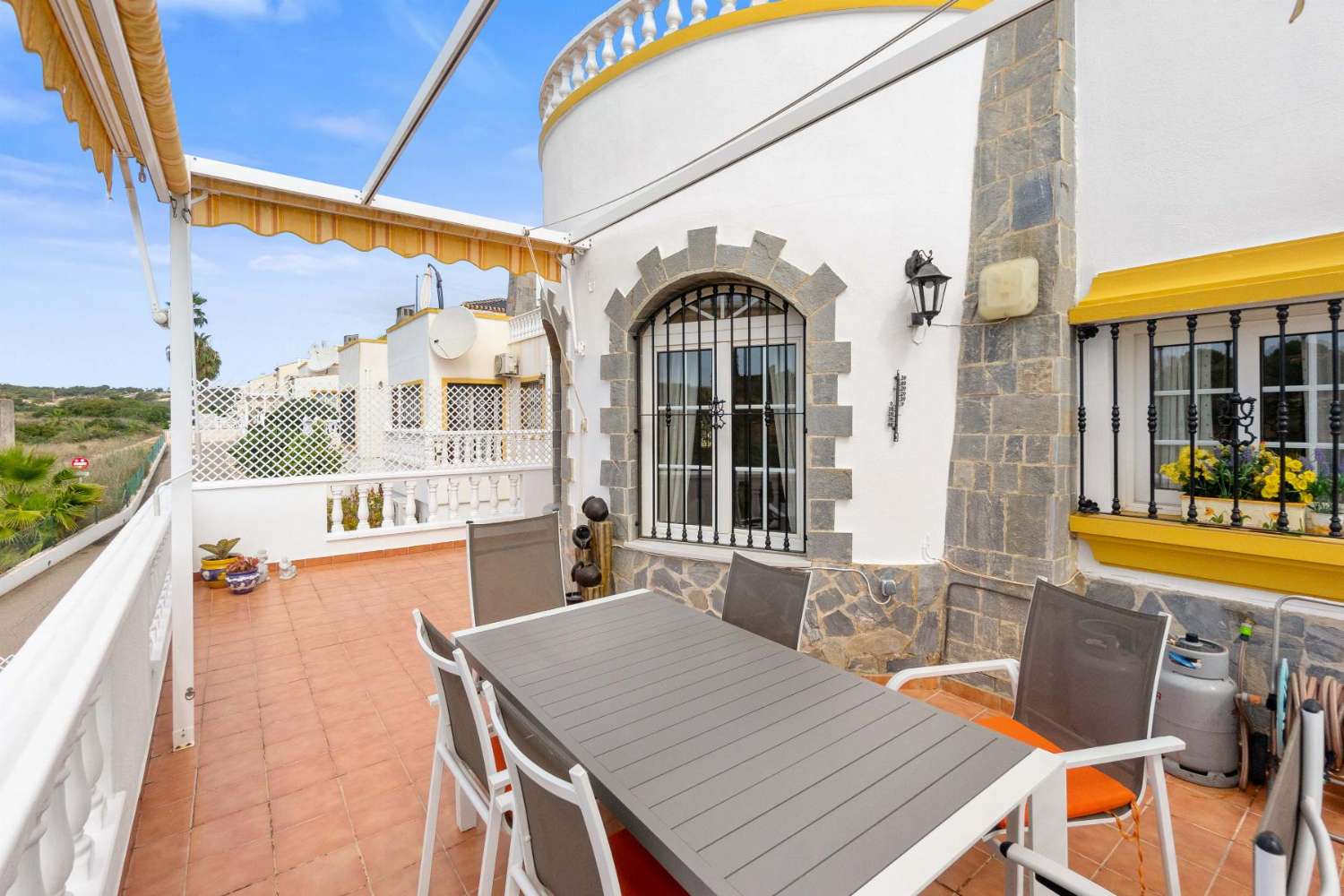 Дом в продаже в Lomas de Cabo Roig-Los Dolses (Orihuela)
